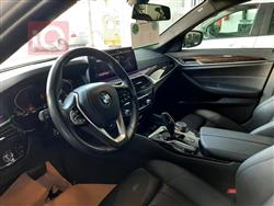 بی ئێم دەبڵیو سیریەس 5